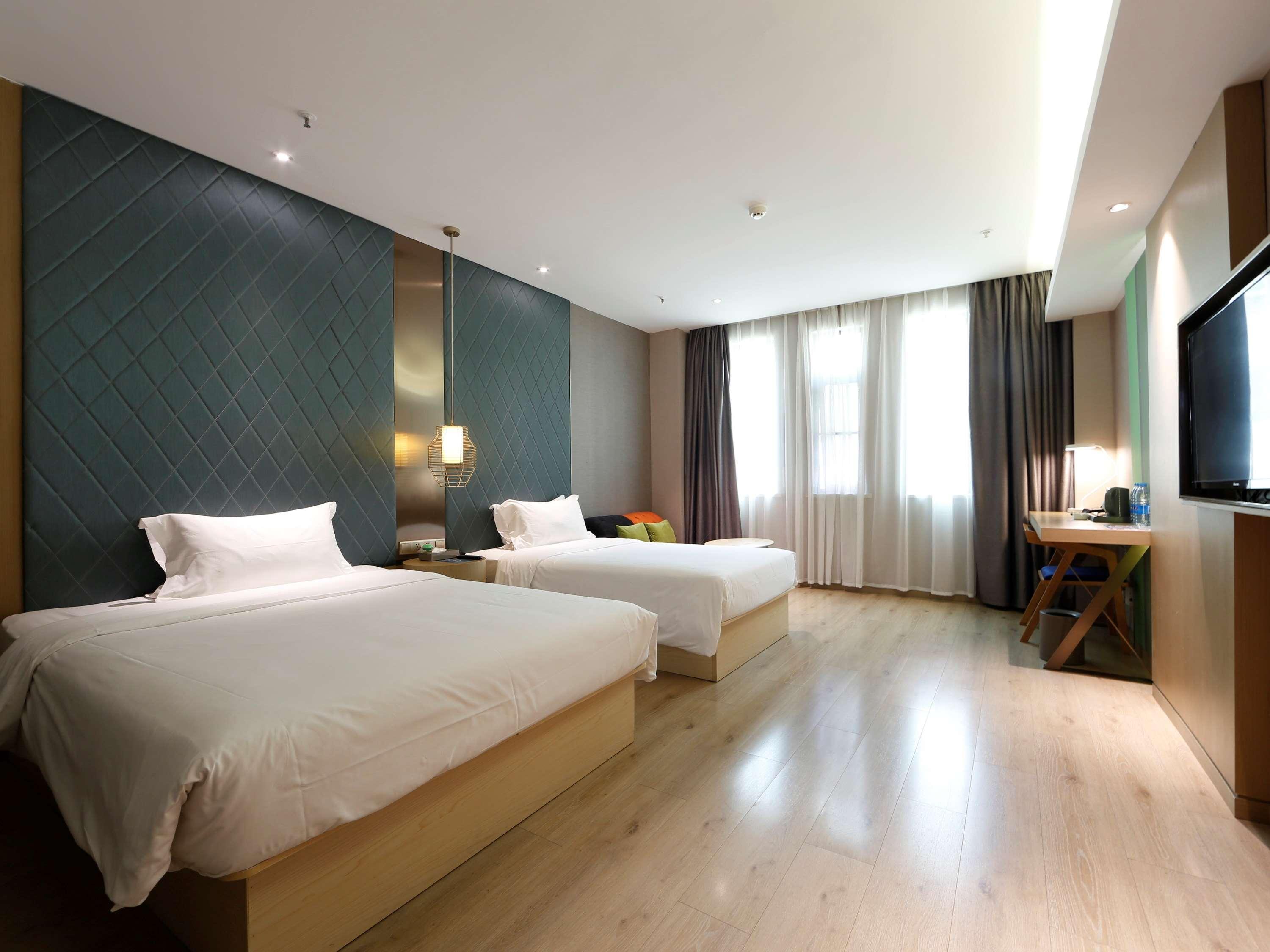 Ibis Styles Xm Zhongshan Hotel Xiamen Bagian luar foto